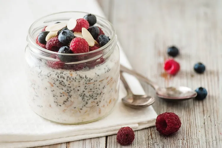 Berry Overnight Oats Recipe