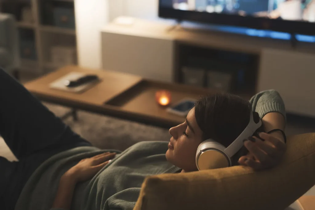 GettyImages nappingoncouch 1800p